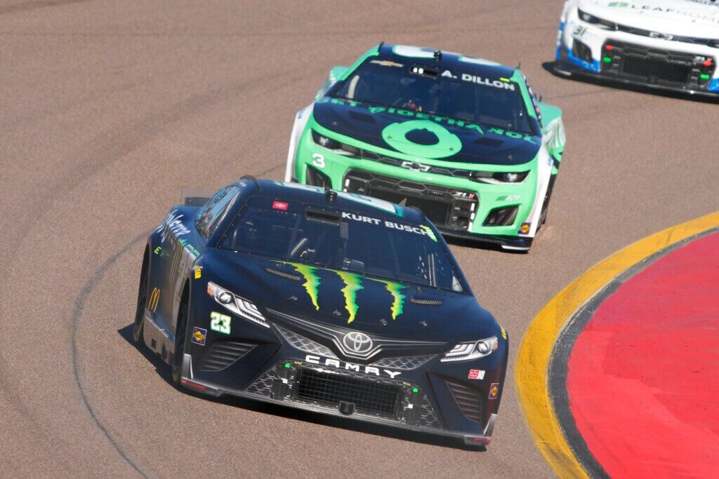 NASCAR Phoenix Auto Racing